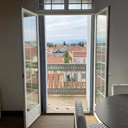66c1 - In A Chateau Perpignan