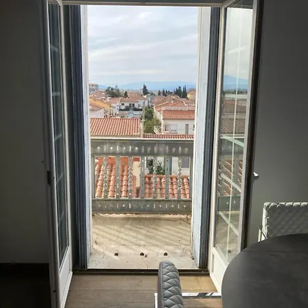66c1 - In A Chateau Perpignan